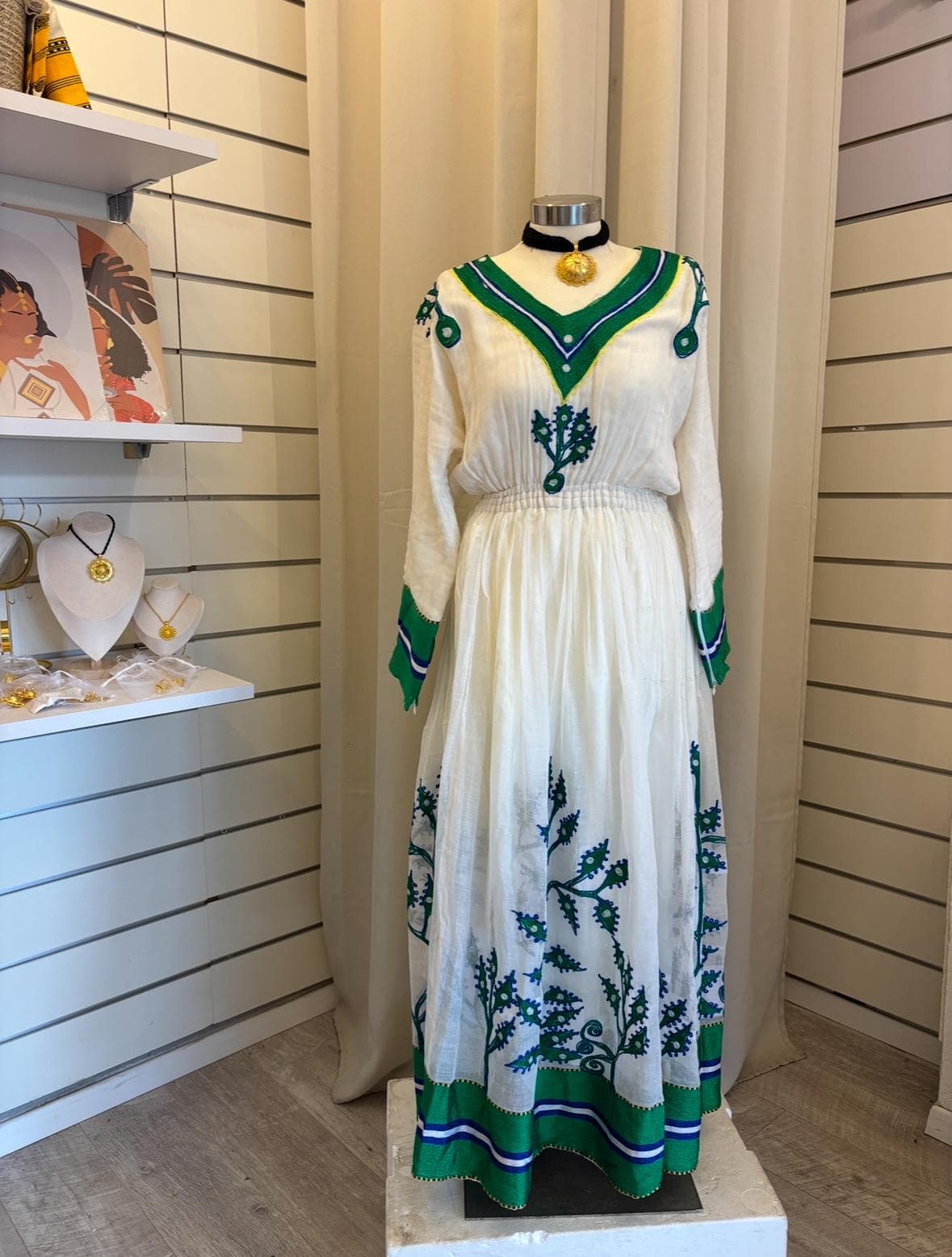 שמלה אתיופית מסורתית - דגם 1