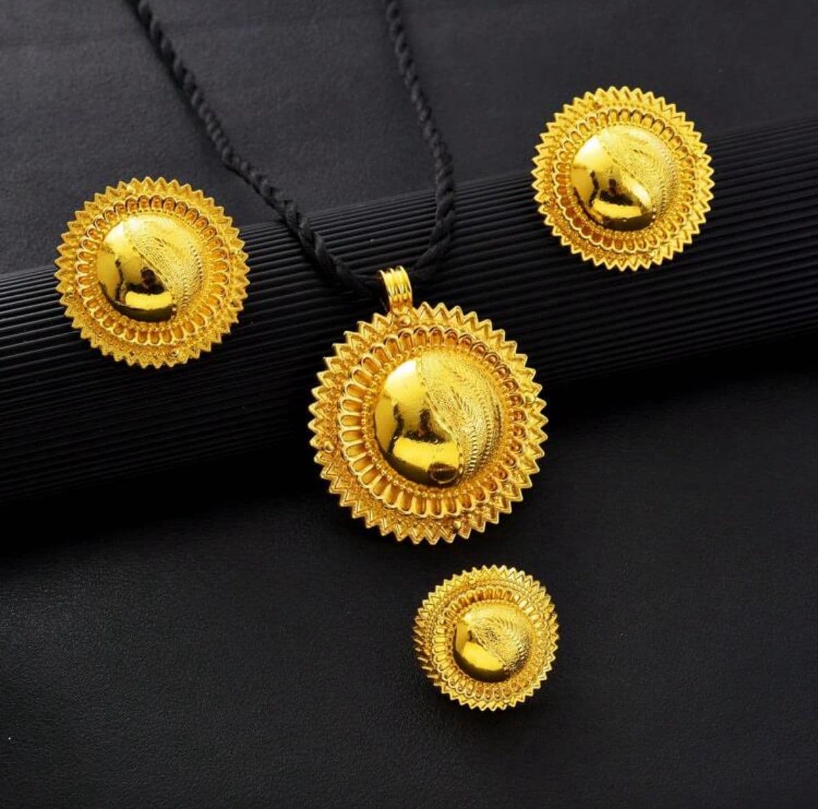 סט תכשיטי זהב מסורתי – אתיופית